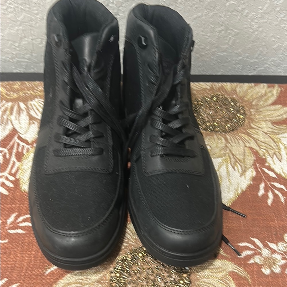 Men's Black High-Top Harley Davison Sneakers